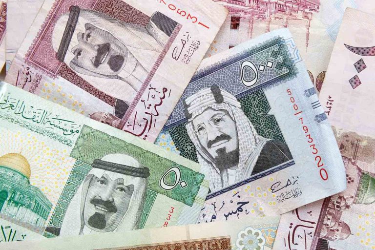 1099 دولار كم ريال سعودي