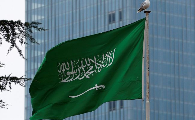 هل يسمح استخدام الجوال في السجن بالسعودية