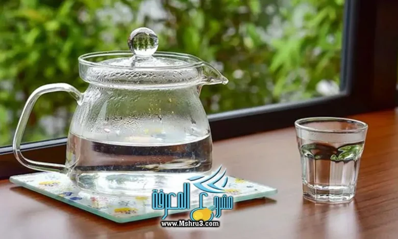 فوائد شرب الماء الساخن